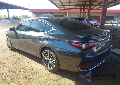 2024 Lexus Es 300H из США, поврежденный, VIN 58ADA1C12RU039899